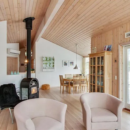 Edger - 2-3km From The Sea In Nw Jutland By Interhome